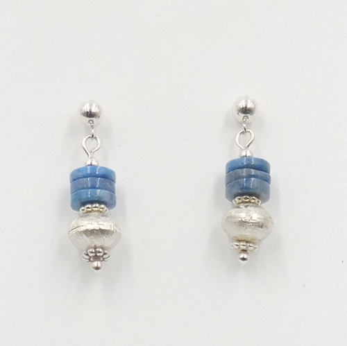 Click to view detail for DKC-1199 Earrings, Denim Lapis, Handmade Sterling Beads $80